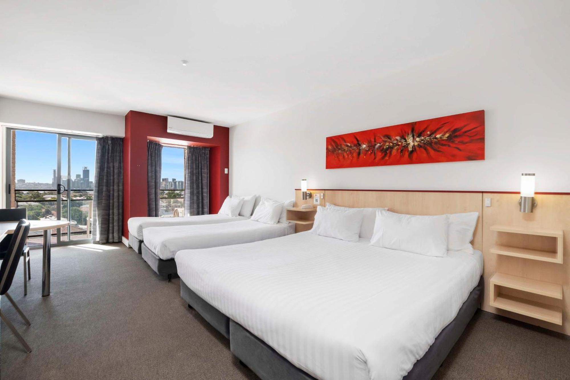 Metro Hotel Перт Экстерьер фото